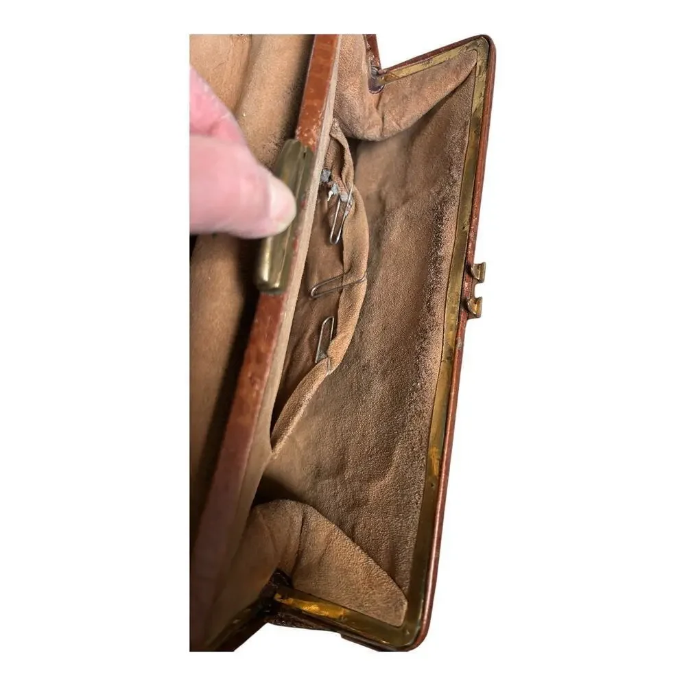 Antique Brown Hornback Alligator Crocodile With Feet Paws Purse Clutch 1940’s